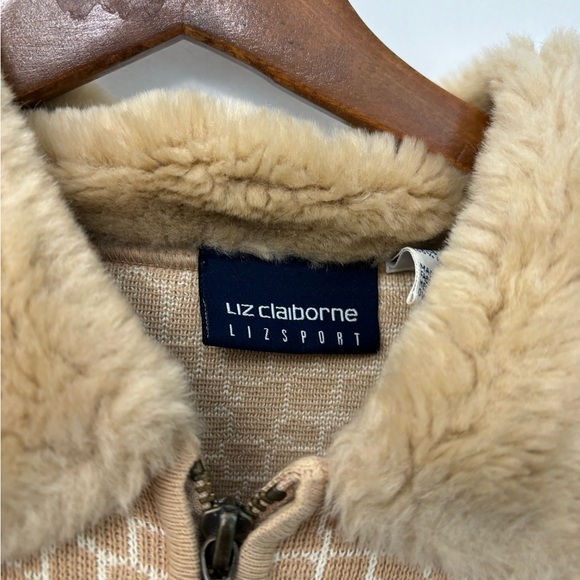 Vintage Y2K 2000’s Liz Claiborne Tan Zebra Fur collar sweater - Picture 4 of 7